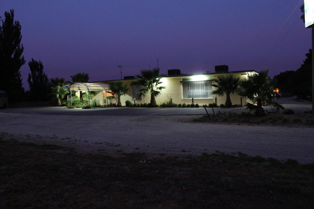 Lazy River Motor Inn Swan Hill Extérieur photo